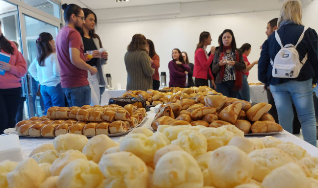 Convidados puderam interagir no início do evento