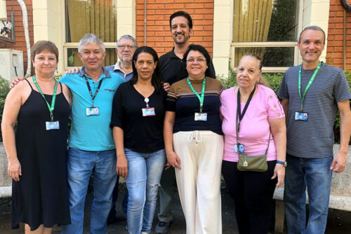 Ciperios da DGRH reunidos na área externa à DGRH