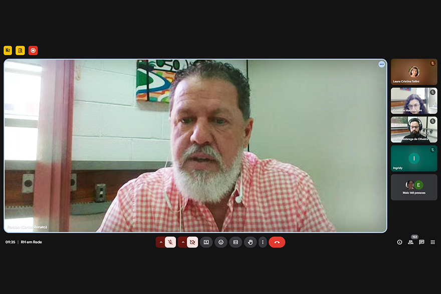 O Coordenador de Comunicação Carlos Paraizo conduziu o encontro